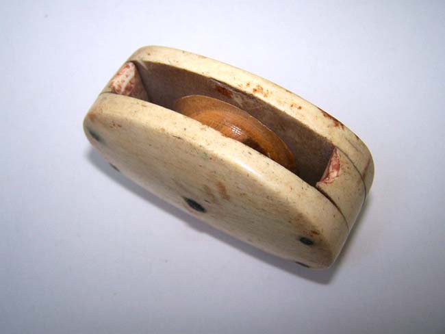 A 19th century Sailor-made Whalebone Ships' Block — image 2